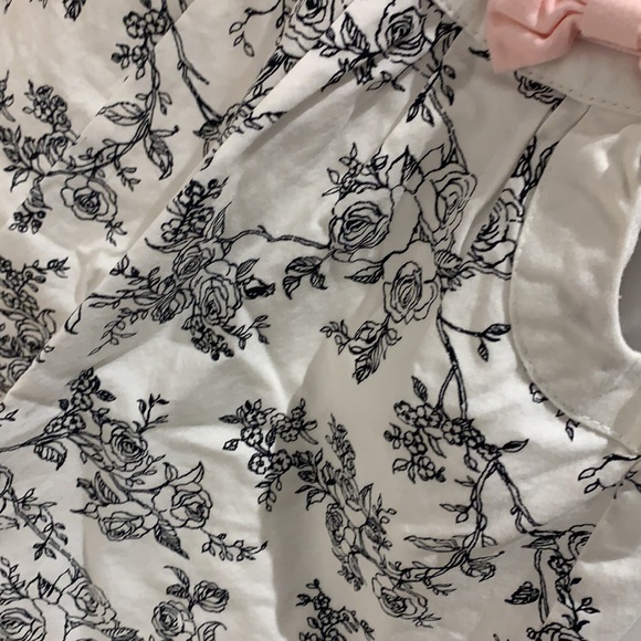 Gorgeous black and white print summer dress - 18 month - Picture 2 of 2